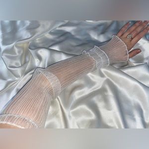 Hand made bridal detachable sleeves